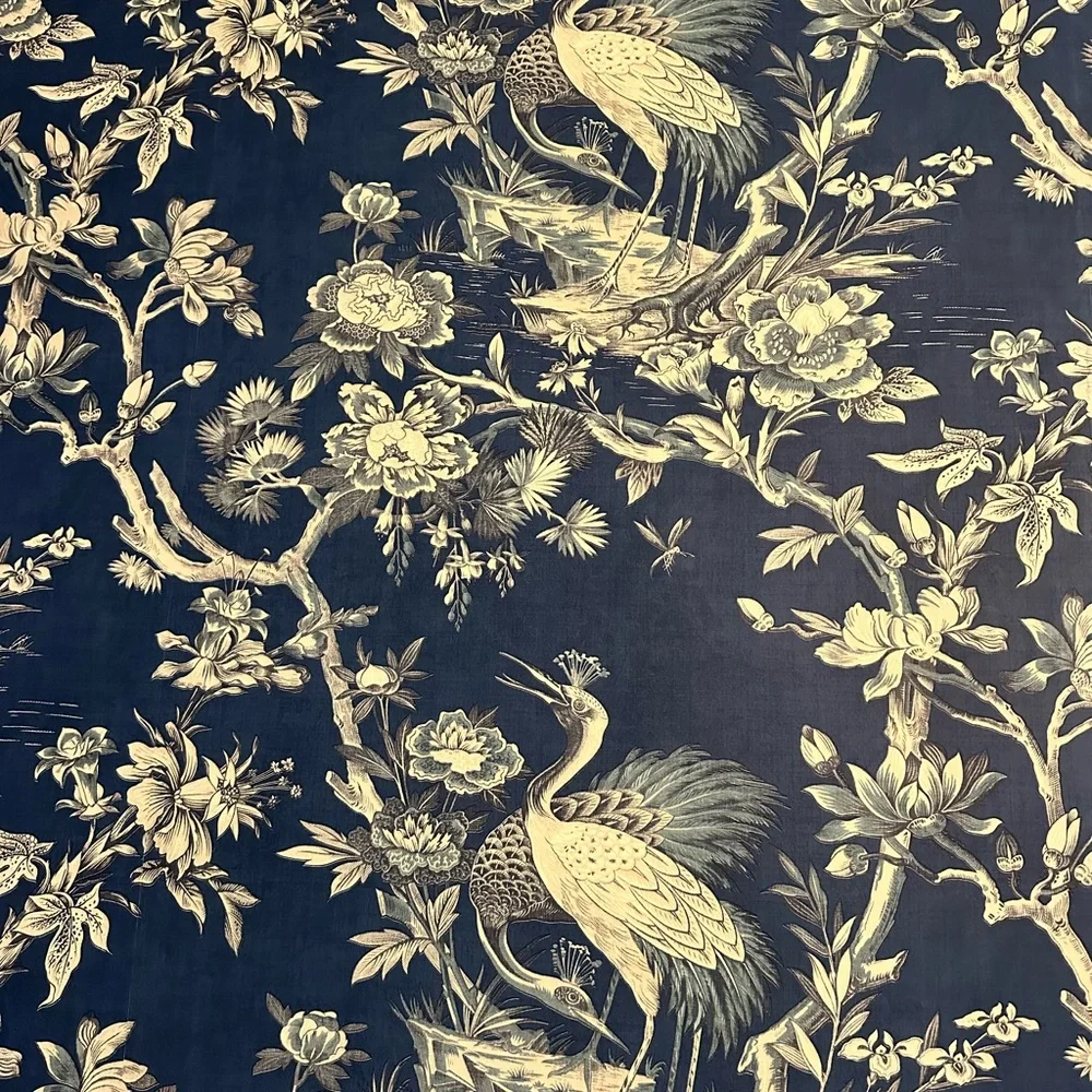 NWT ONE DOUBLE ROLL OF CRANE TOILE WALLPAPER
